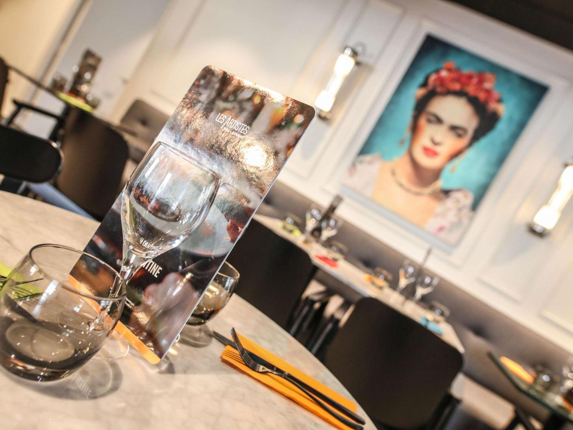 Ibis Styles Clermont-Ferrand Republique Hotel Bagian luar foto