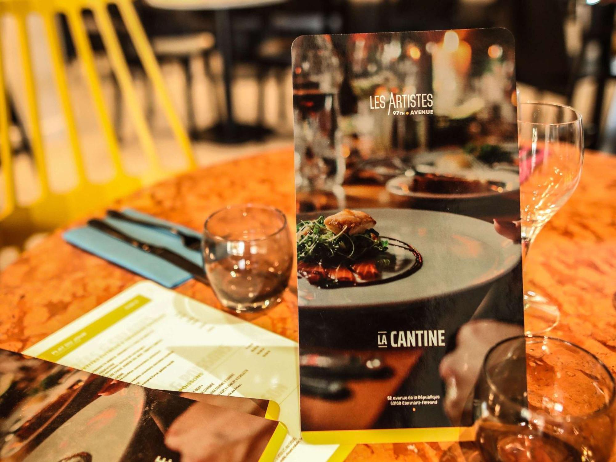 Ibis Styles Clermont-Ferrand Republique Hotel Bagian luar foto