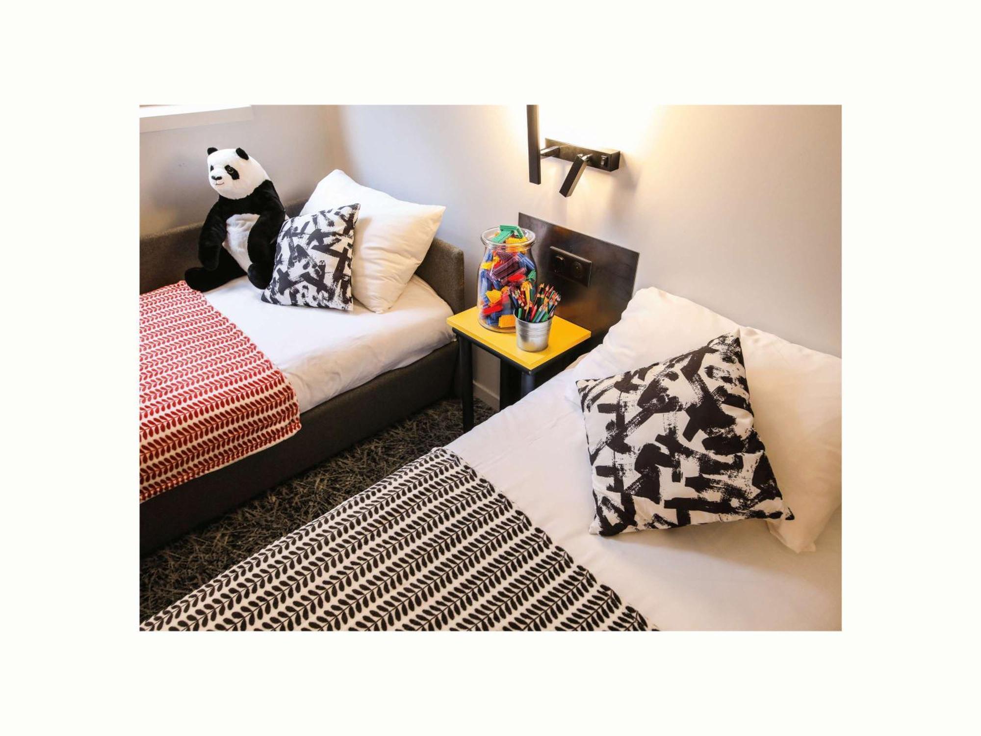 Ibis Styles Clermont-Ferrand Republique Hotel Bagian luar foto