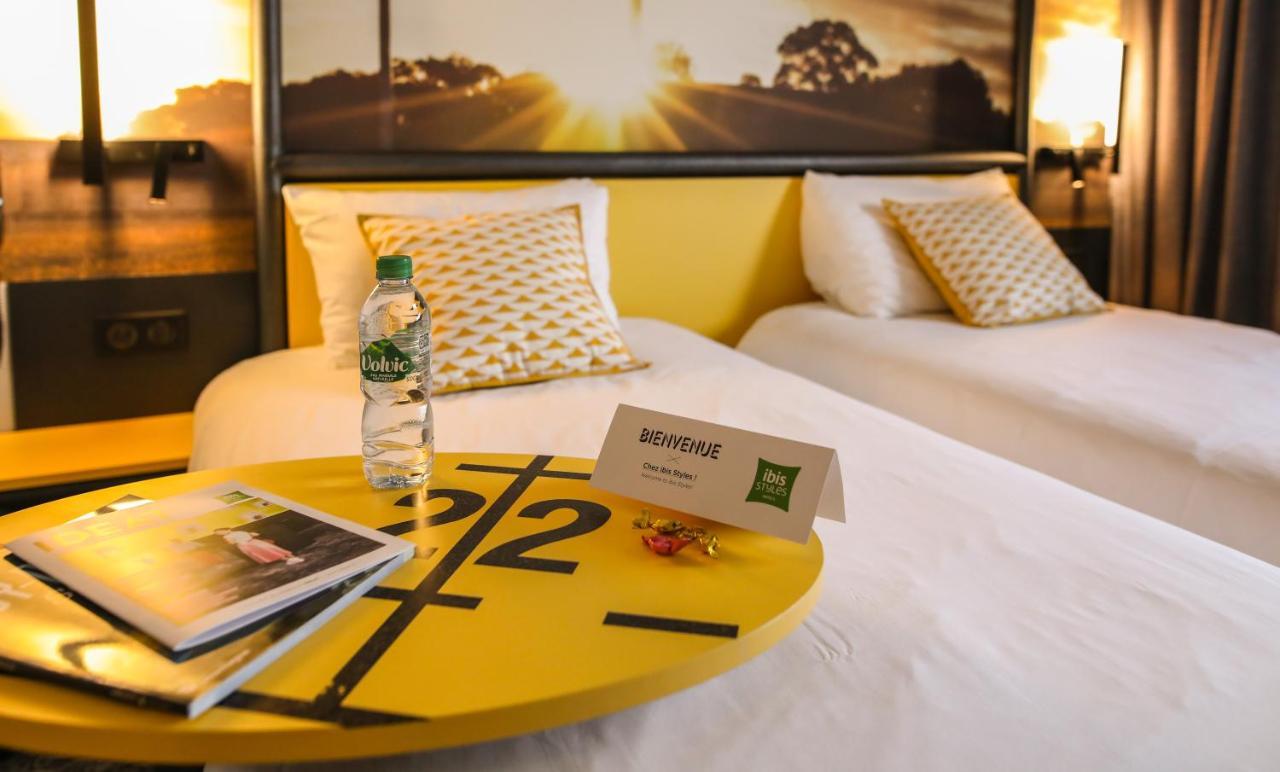 Ibis Styles Clermont-Ferrand Republique Hotel Bagian luar foto