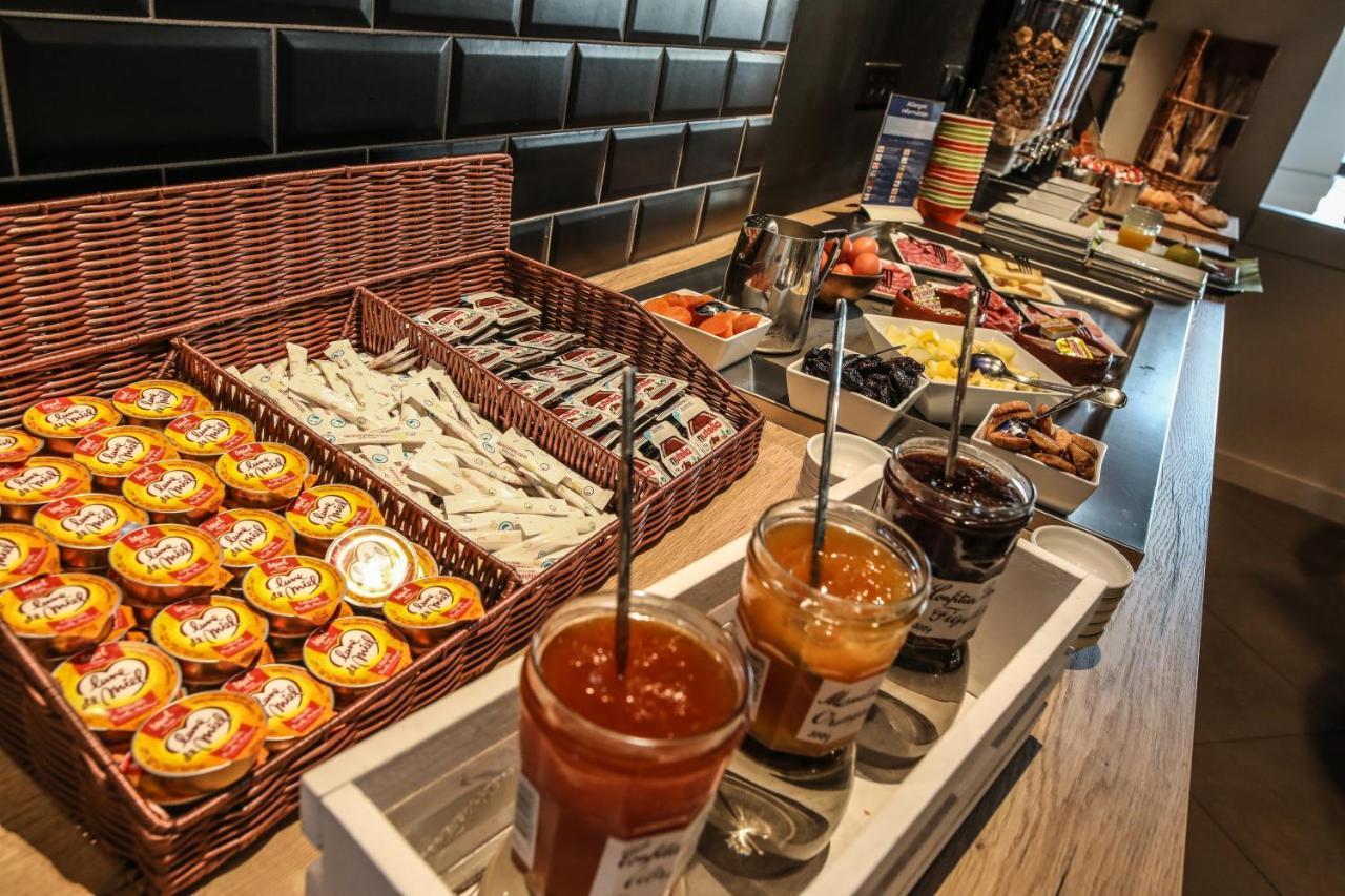 Ibis Styles Clermont-Ferrand Republique Hotel Bagian luar foto