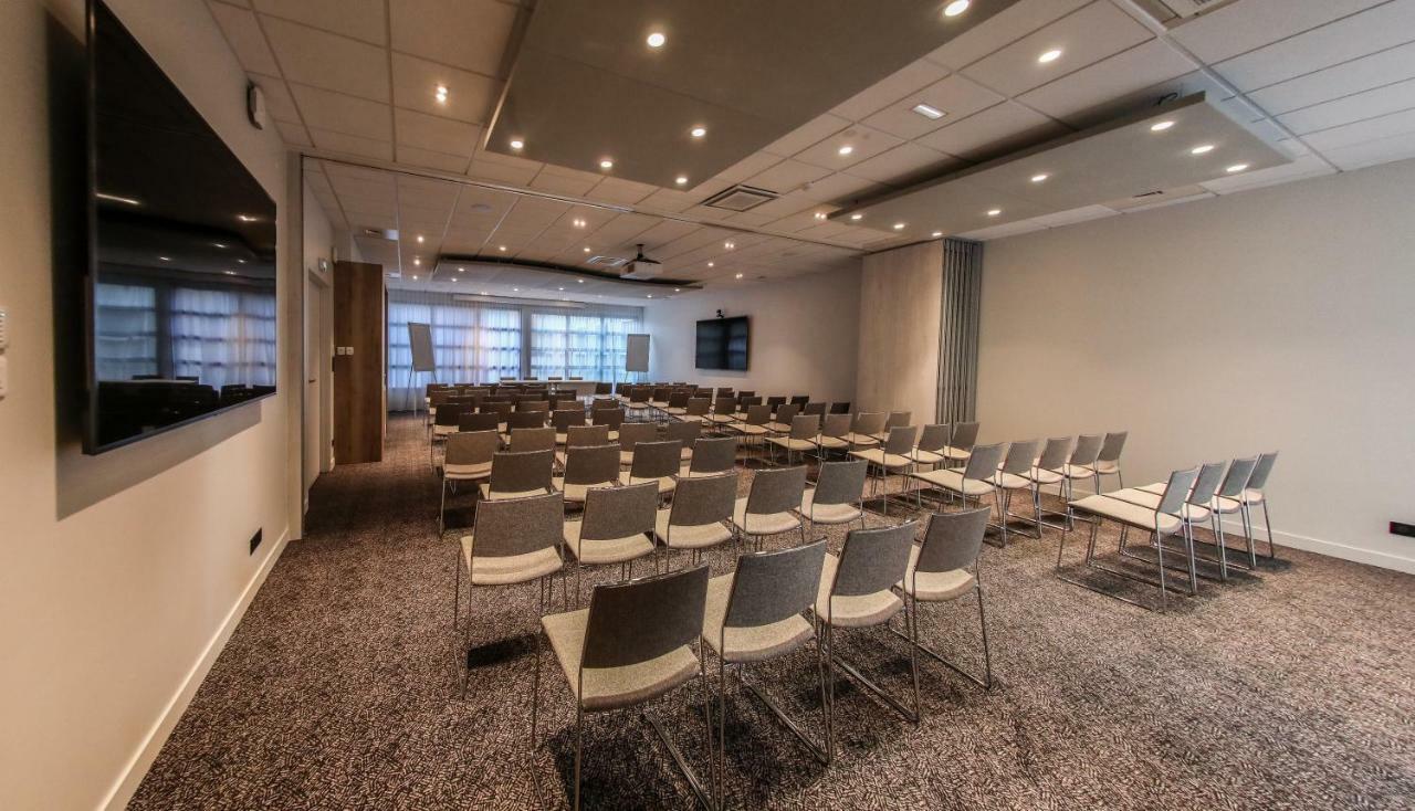 Ibis Styles Clermont-Ferrand Republique Hotel Bagian luar foto