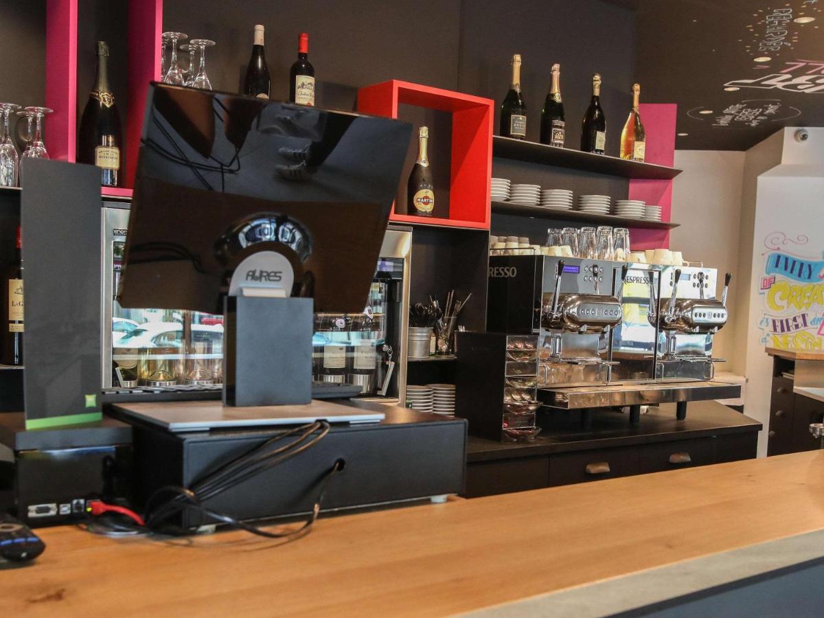 Ibis Styles Clermont-Ferrand Republique Hotel Bagian luar foto