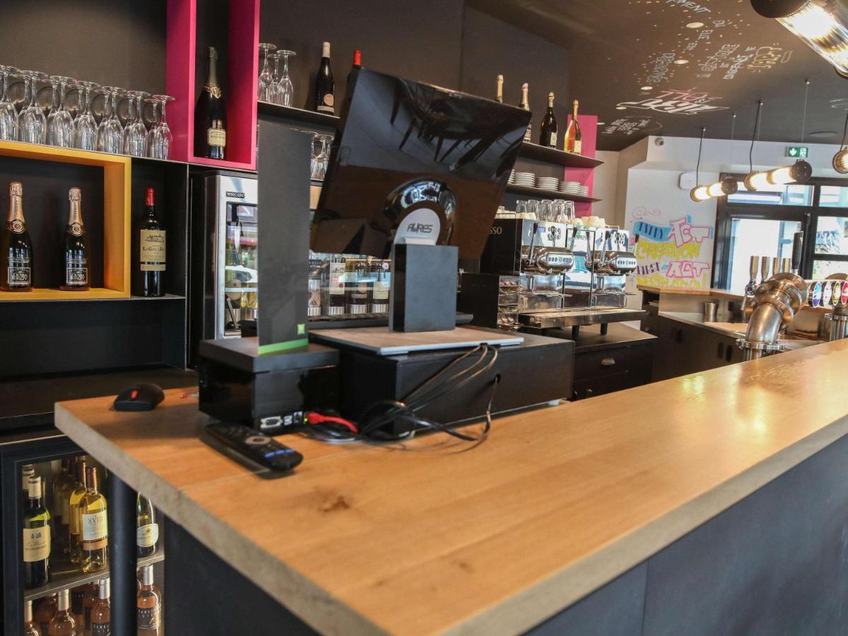 Ibis Styles Clermont-Ferrand Republique Hotel Bagian luar foto