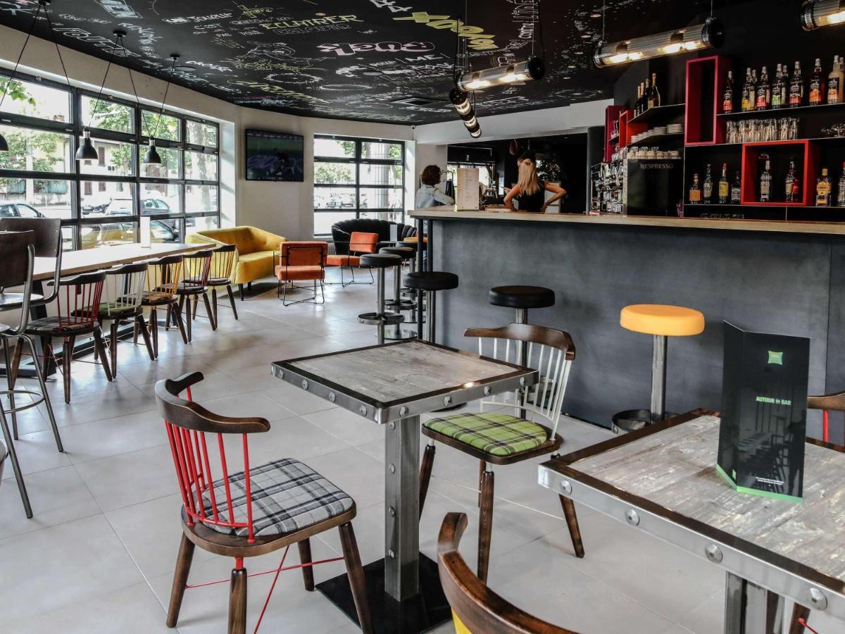 Ibis Styles Clermont-Ferrand Republique Hotel Bagian luar foto
